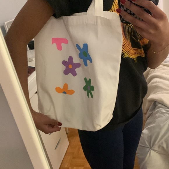 Painted tote bag - Picture 3 of 3